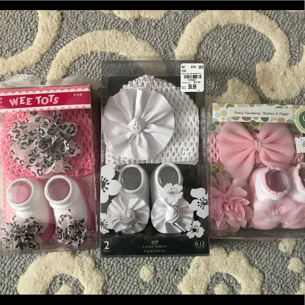 3 new newborn hat and booties sets